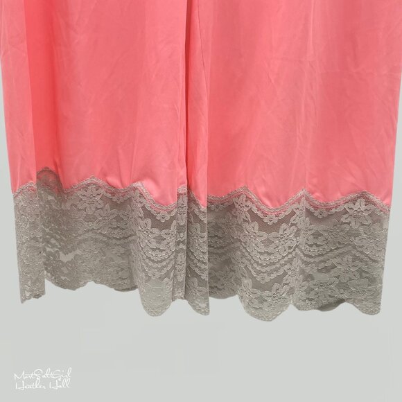 Vintage Gilead Coral & Gray Lace Trim 2-Piece Ensemble Ankle Lounge Set USA Made - Picture 8 of 10